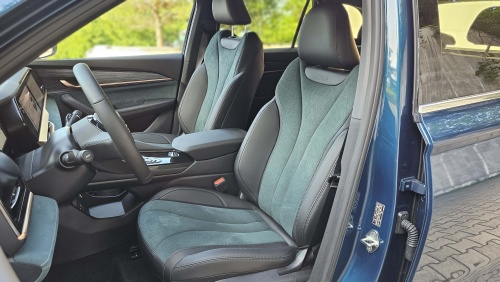 Geely Monjaro 2024 2.0 (238 л.с.) 4WD (максимальная комплектация) "Лайт 150"